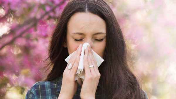 Springtime Living is Sneezy - Tanya Munger - fit815 - FitMe Wellness - Rockford Illinois